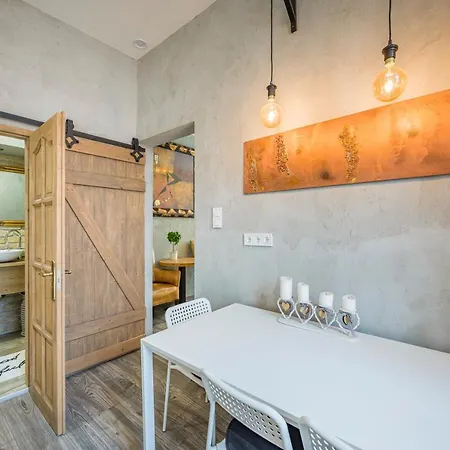 Appartamento Design W Ac On Ring Road By Newave